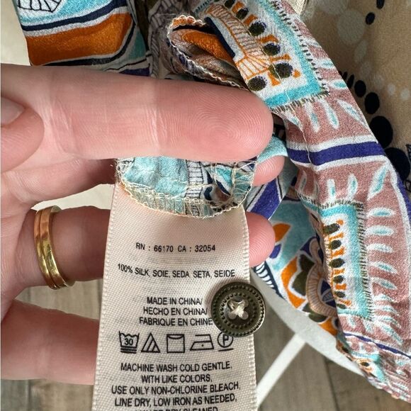 Maeve 100% silk blouse Size 0 Floral and Geometric Print - Picture 6 of 7